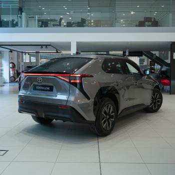 TOYOTA bZ4X